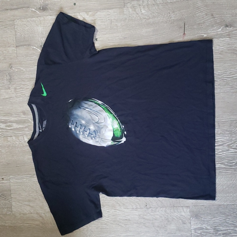 Nike tshirt